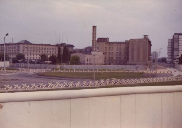 20 anni fa la caduta del muro di Berlino